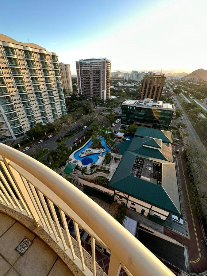 Flat Com Vista Panoramica -15- Na Barra Da Tijuca - Estacionamento Gratuito - Frigobar - Ar Condicionado - Piscina - Academia - Balsa Para Praia Gratis - Varanda - Vista Parcial Mar E Lagoa 里约热内卢 外观 照片