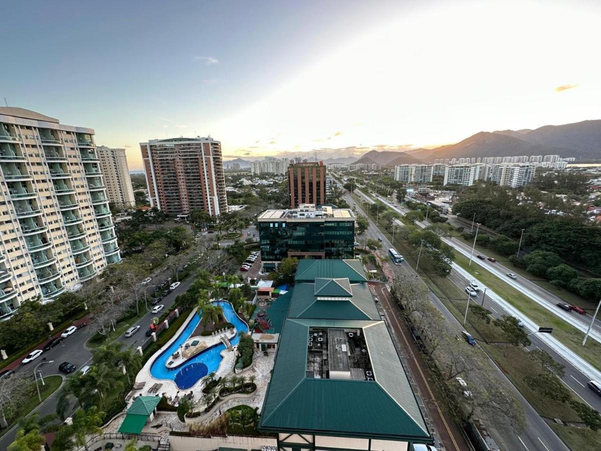 Flat Com Vista Panoramica -15- Na Barra Da Tijuca - Estacionamento Gratuito - Frigobar - Ar Condicionado - Piscina - Academia - Balsa Para Praia Gratis - Varanda - Vista Parcial Mar E Lagoa 里约热内卢 外观 照片